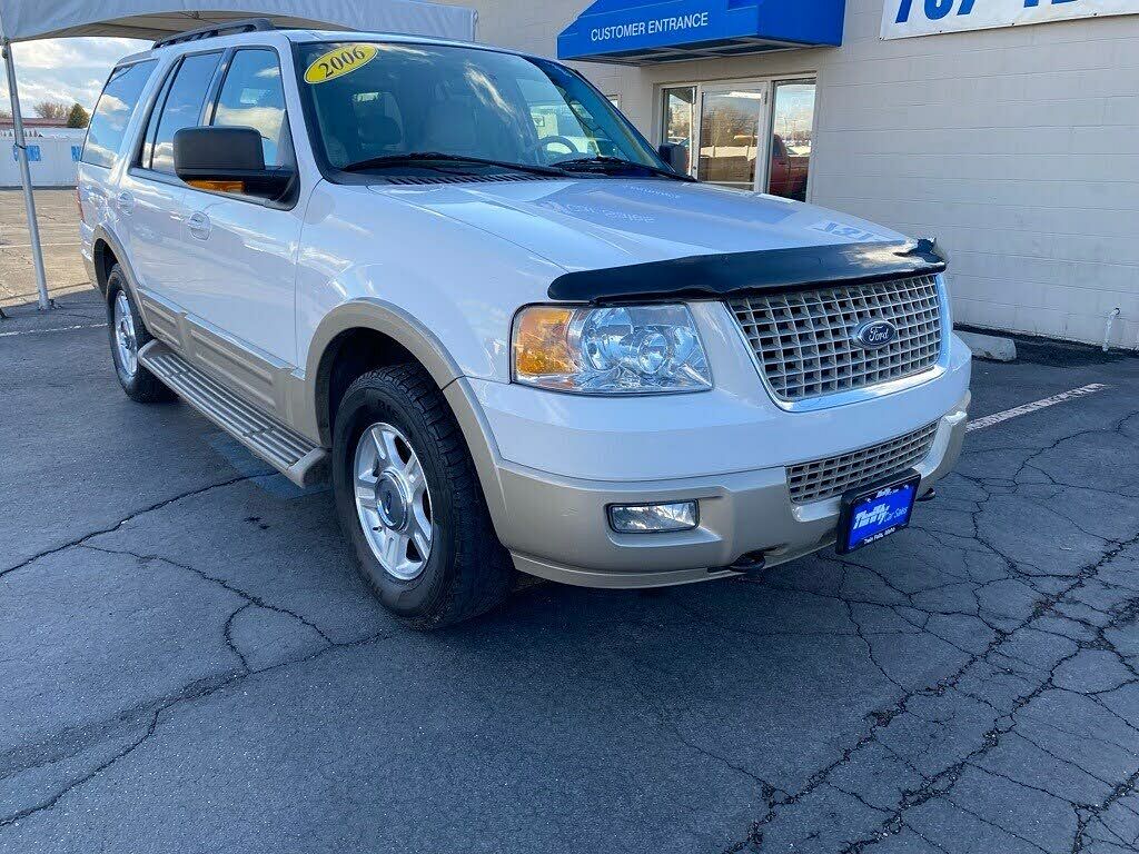 2006 Ford Expedition  Automatic | Image1