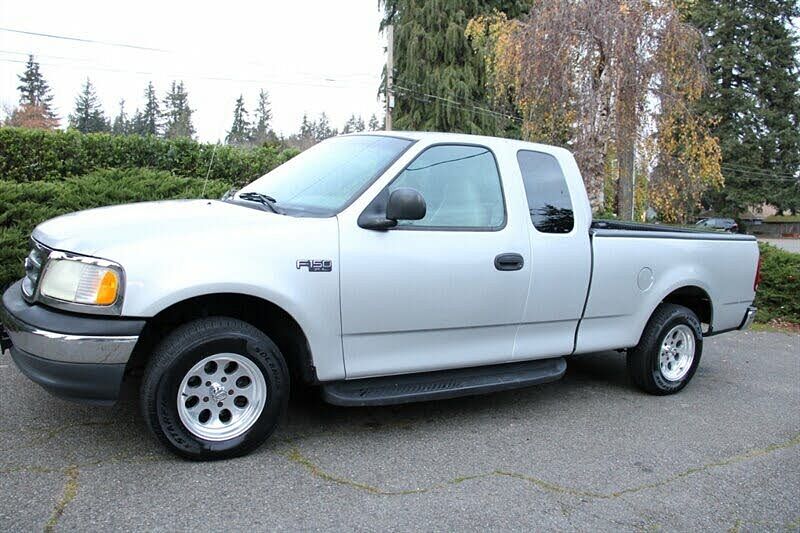 2000 Ford F-150 XLT SuperCab Rear Wheel Drive Manual | Image1