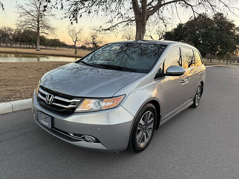 2017 Honda Odyssey Touring Elite Minivan Front Wheel Drive Automatic | Image1
